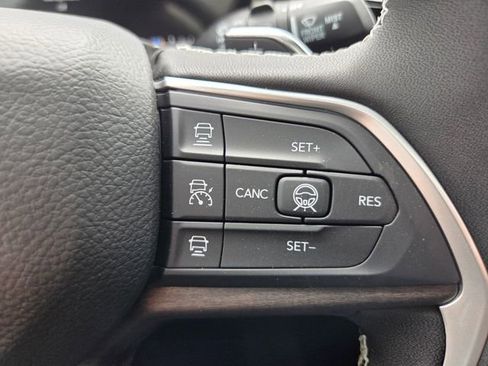 New 2026 Jeep Grand Cherokee L Limited w/ Limited Altitude Package image 25