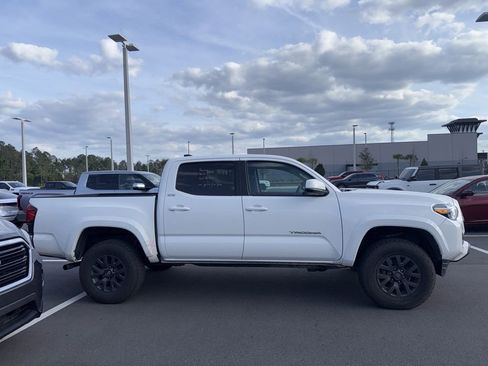 Used 2021 Toyota Tacoma SR5 image 2