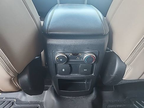 Used 2021 Ford Explorer XLT w/ Equipment Group 202A RWD image 23
