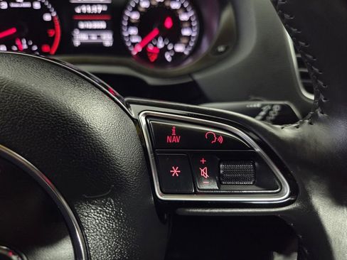 Used 2017 Audi Q3 2.0T Premium Plus image 19