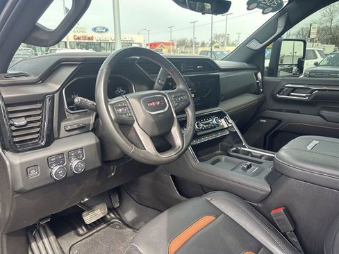 Certified 2024 GMC Sierra 2500 AT4 w/ AT4 Premium Plus Package AWD/4WD image 10