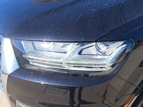 Used 2017 Audi Q7 3.0T Premium Plus image 8