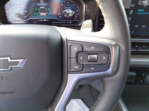 Used 2025 Chevrolet Silverado 1500 LT Trail Boss w/ LT Trail Boss Premium Package image 11