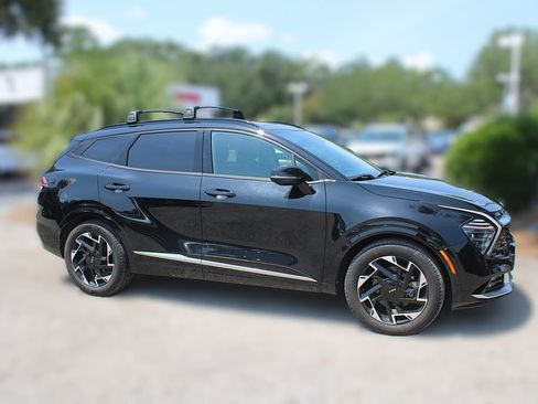 Certified 2023 Kia Sportage SX FWD image 4