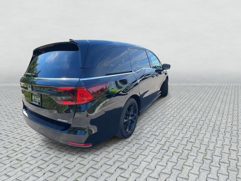Used 2024 Honda Odyssey Sport image 8