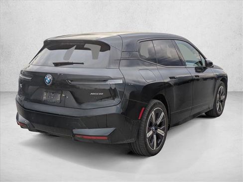 Used 2025 BMW iX xDrive50 image 5