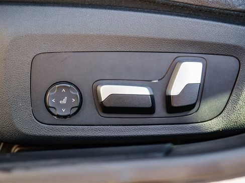 Used 2023 BMW i4 eDrive40 image 22