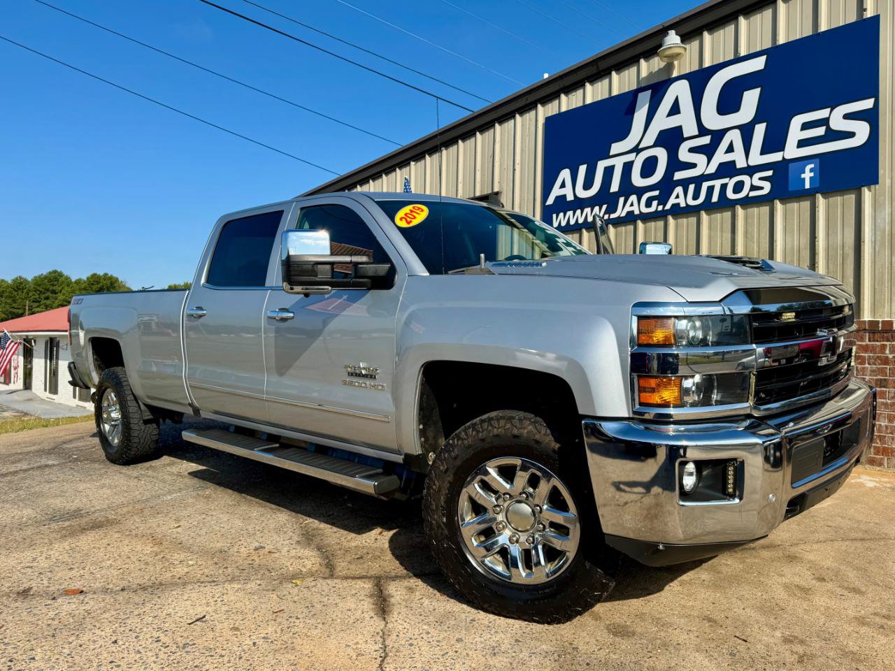 Used 2019 Chevrolet Silverado 3500 LTZ w/ Duramax Plus Package AWD/4WD image 2