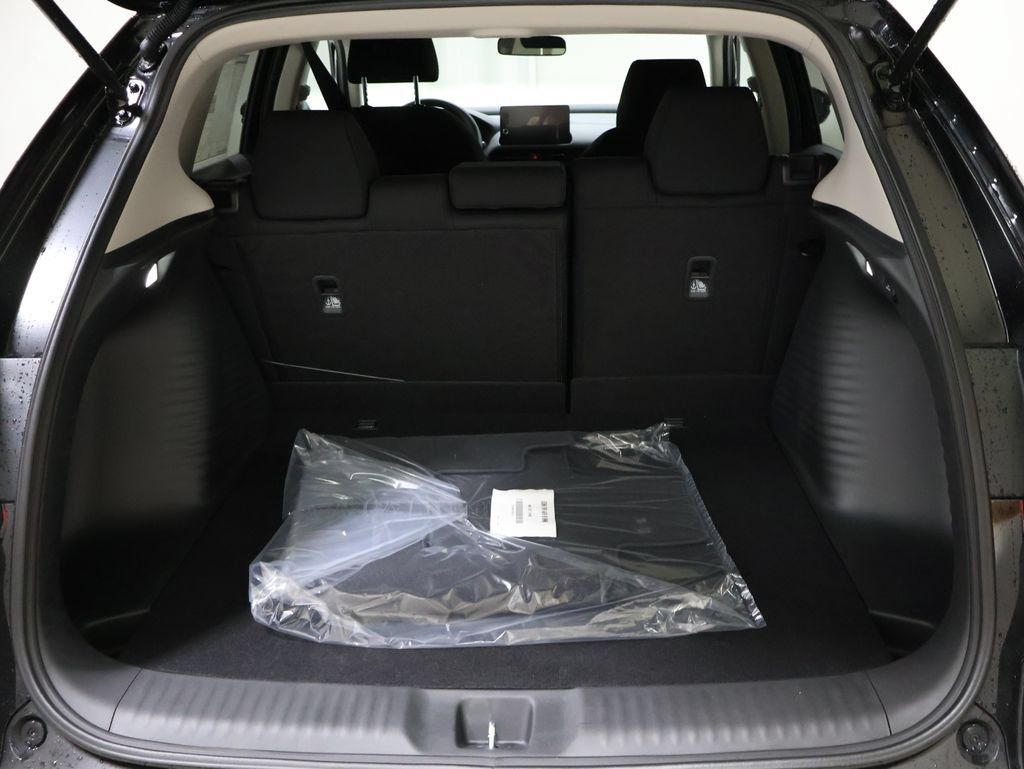 New 2027 Honda HR-V LX image 16