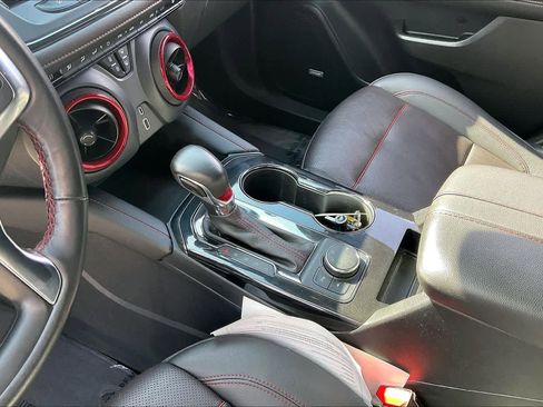 Used 2022 Chevrolet Blazer RS w/ Enhanced Convenience Package FWD image 16