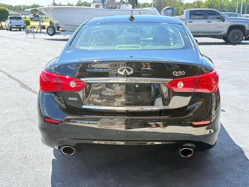 Used 2015 INFINITI Q50 Premium w/ All Weather Package AWD/4WD image 4