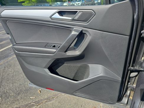 Certified 2023 Volkswagen Tiguan S FWD image 27