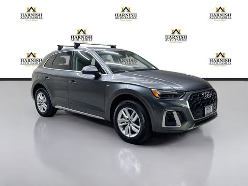 Used 2023 Audi Q5 2.0T Premium w/ Convenience Package AWD/4WD image 3