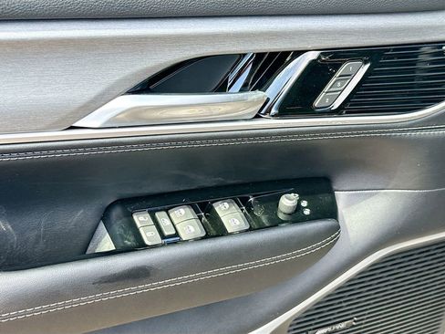 New 2026 Jeep Grand Wagoneer 2WD image 18