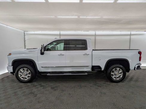 New 2026 Chevrolet Silverado 2500 High Country w/ High Country Premium Package image 3