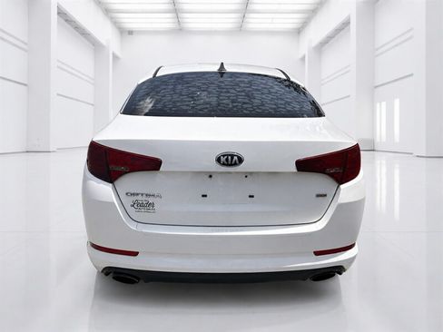 Used 2013 Kia Optima LX FWD image 3