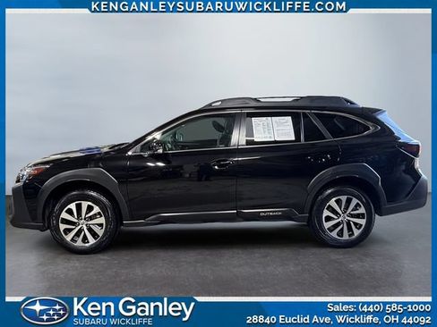 Used 2023 Subaru Outback Premium AWD/4WD image 2