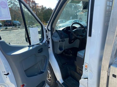 Used 2018 Ford Transit 250 138 image 10