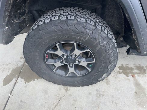 Used 2018 Jeep Wrangler Unlimited Rubicon image 17