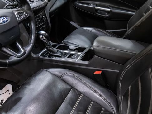 Used 2018 Ford Escape SEL image 19