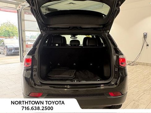 Used 2024 Jeep Compass Trailhawk AWD/4WD image 18