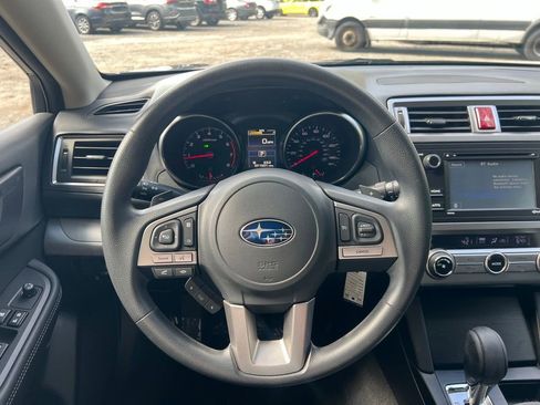 Used 2017 Subaru Outback 2.5i AWD/4WD image 22