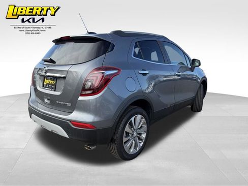 Used 2020 Buick Encore Preferred w/ Safety Package image 7