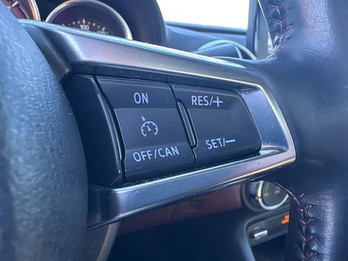 Used 2018 MAZDA MX-5 Miata RF Grand Touring image 15