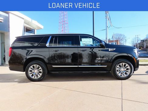 New 2026 GMC Yukon XL Denali AWD/4WD image 8