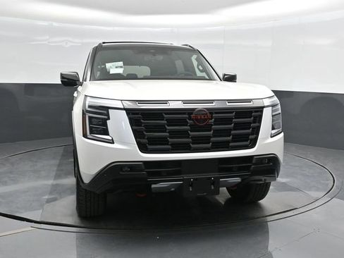 Used 2025 Nissan Armada PRO-4X image 6