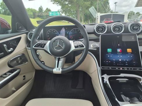 Used 2025 Mercedes-Benz C 300 Sedan image 10