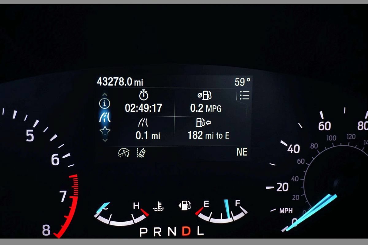 Used 2020 Ford Escape SE FWD image 29