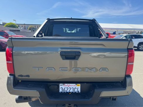 Used 2024 Toyota Tacoma TRD Off-Road w/ TRD Off Road Upgrade Package AWD/4WD image 7