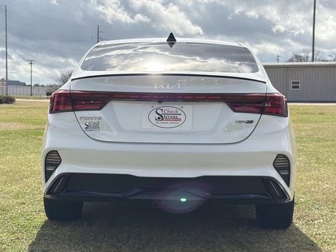 Used 2024 Kia Forte GT-Line w/ GT-Line Premium Package image 6