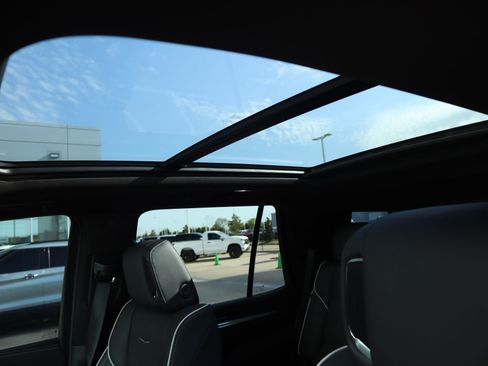 New 2026 Cadillac Escalade Sport image 11