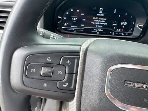 Used 2024 GMC Yukon Denali w/ LPO, Floor Liner Package AWD/4WD image 27