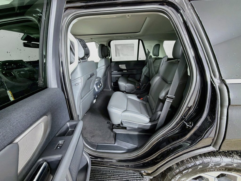 New 2027 Ford Expedition Active AWD/4WD image 16