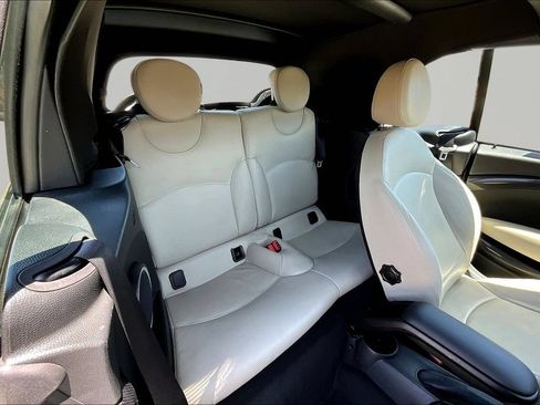 Used 2015 MINI Cooper S FWD image 25