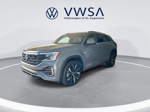 Certified 2025 Volkswagen Atlas Cross Sport SEL Premium R-Line AWD/4WD image 4