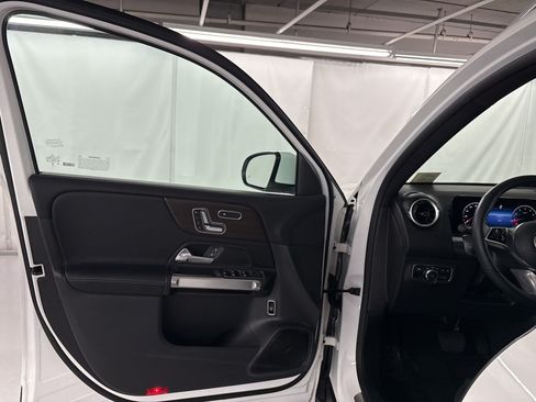 Certified 2026 Mercedes-Benz GLB 250 image 26