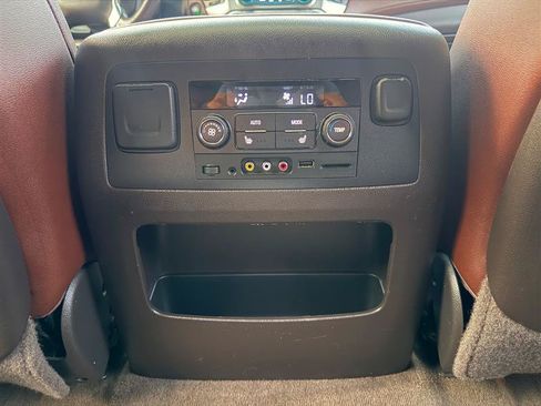 Used 2015 Chevrolet Tahoe LTZ AWD/4WD image 24