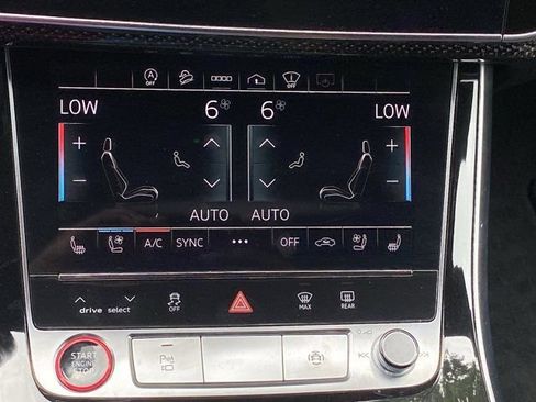 Used 2022 Audi SQ7 Prestige w/ Prestige Package AWD/4WD image 28