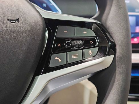 New 2025 BMW i4 xDrive40i image 12