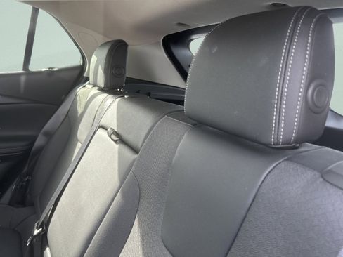 Used 2023 Buick Encore GX Select image 14