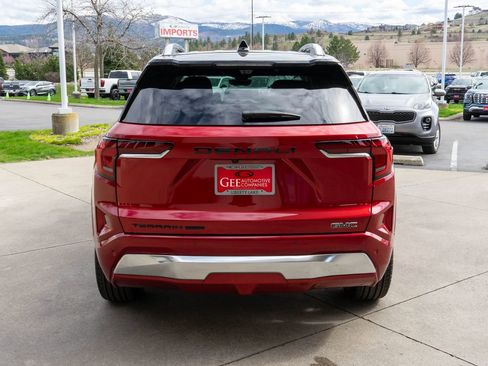 New 2026 GMC Terrain Denali w/ LPO, Black Badging Package AWD/4WD image 6