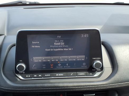 Used 2024 Nissan Rogue SV FWD image 33