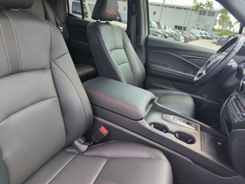 Used 2025 Honda Ridgeline TrailSport image 26