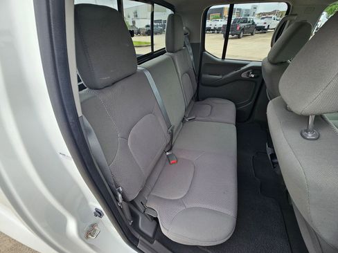 Used 2019 Nissan Frontier SV w/ Value Truck Package RWD image 25