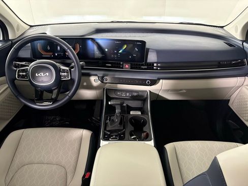 New 2026 Kia Carnival EX FWD image 36