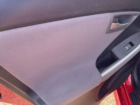 Used 2014 Toyota Prius Three image 23